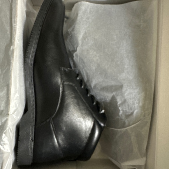 London Fog Men’s shoes size 12 - Picture 1 of 3